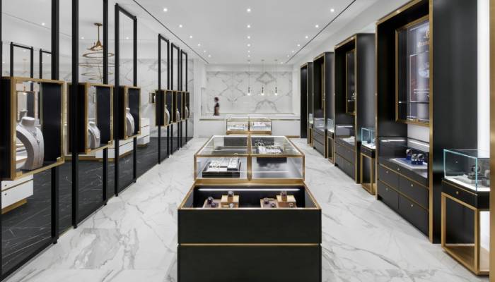 طراحی ویترین جواهر فروشی با پایه فلزی