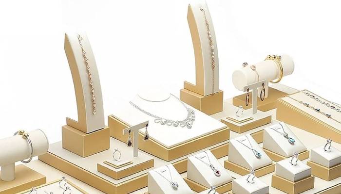 مزایای خرید ویترین جواهر مینیمال
