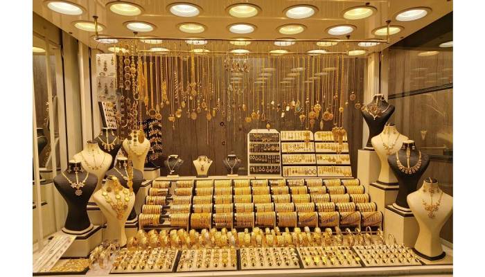 طراحی ویترین برای مغازه های کوچک جواهر فروشی